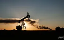 Giá dầu châu Á tăng cao nhất 6 tuần sau quyết định cắt giảm sản lượng của OPEC