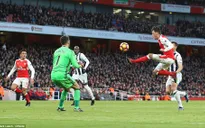 Còn ai chê Mesut Ozil?