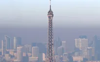 Paris hạn chế giao thông ngày thứ 3 liên tiếp giảm ô nhiễm
