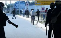 Pháp sẽ giải tỏa hoàn toàn trại tị nạn Calais vào cuối 2016