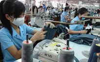 Doanh nghiệp “co kéo” duy trì việc làm cho lao động