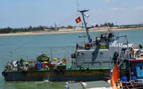 Một phi công máy bay Su-30 đã về đất liền an toàn