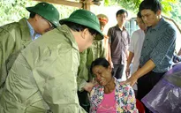 Phó Thủ tướng Trịnh Đình Dũng chỉ đạo khắc phục mưa lũ tại Lào Cai