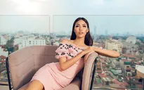 Lan Khuê khoe chân dài eo thon giữa trời Đông Hà Nội