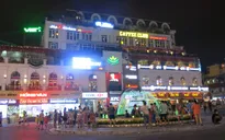 Hà Nội: Cảnh báo tình trạng trẻ lạc tại phố đi bộ Hồ Gươm