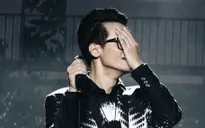 Hà Anh Tuấn che mặt khóc trong live concert kỷ niệm 10 năm