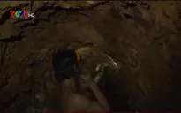 Gian nan nghề phu vàng nơi rừng thiêng nước độc