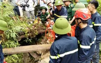 Đưa thi thể thứ hai trong vụ mắc kẹt ở Thanh Hóa ra ngoài