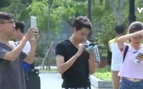 Người chơi Pokémon GO có thể gặp tai nạn bất cứ lúc nào