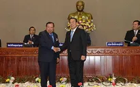 Lãnh đạo Việt Nam gửi điện mừng lãnh đạo Lào