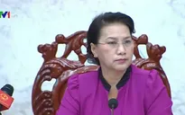 Chủ tịch Quốc hội kiểm tra công tác bầu cử tại Hậu Giang