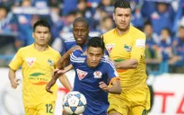 KT, Vòng 24 V.League 2016: Than QN đánh rơi chiến thắng, Hà Nội T&T giành ngôi đầu