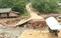 Quảng Bình khôi phục giao thông sau mưa lũ