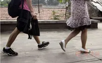 Hàn Quốc thành lập nhóm truy tìm máy quay lén nơi công cộng