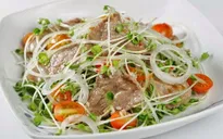 Đổi vị bữa ăn cuối tuần bằng món bún trộn rau mầm