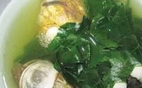 Thưởng thức món canh hột vịt nấu bình bát dây - đặc sản vùng Châu Đốc, An Giang