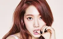 Park Shin Hye khoe mắt to tròn ngây thơ trên bìa Elle Hong Kong