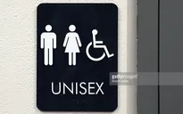 Học sinh chuyển giới và luật sử dụng nhà vệ sinh công cộng tại Mỹ