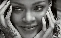 Rihanna sexy và trầm lắng trên Vogue tháng 4
