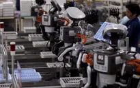 Robot sắp thay thế một nửa số lao động trong 50 năm tới