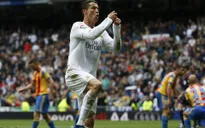 Real Madrid 3-2 Valencia: Lại Ronaldo thắp hi vọng cho Real