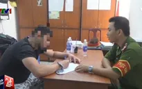 Bắt 2 đối tượng người nước ngoài dùng camera siêu nhỏ đánh cắp thông tin thẻ ATM