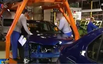 Ngành sản xuất ô tô của Nga vật lộn trong khủng hoảng kinh tế