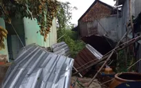 Lốc xoáy làm sập, tốc mái hàng trăm căn nhà tại ĐBSCL