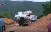Sạt lở đèo Cả và đèo Cổ Mã gây ách tắc giao thông