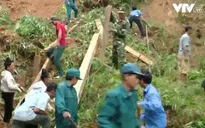 Yên Bái: Di dời khẩn cấp người dân khỏi vùng sạt lở