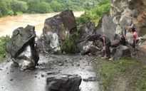 Sạt lở nghiêm trọng tại Hà Giang, 2 người chết