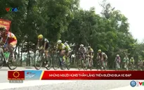 Những người hùng thầm lặng trên đường đua xe đạp