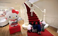 Khám phá nhà hàng Hello Kitty đầu tiên tại Thượng Hải, Trung Quốc