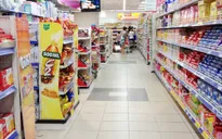 "Bạo vì tiền" giúp siêu thị ngoại lấn lướt siêu thị nội