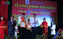 Vinh danh Thủ khoa Đại học Đà Nẵng lần thứ 5