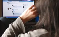 Trẻ em đang ngày càng phụ thuộc vào Internet