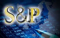 S&P giảm xếp hạng tín nhiệm của EU