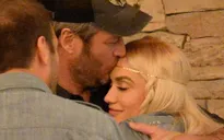 Gwen Stefani hé lộ về thời gian ly hôn khó khăn