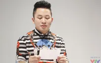 Tùng Dương tự hào nhất về đôi môi quyến rũ