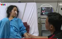 Xót xa cảnh chồng xơ gan chăm vợ ung thư giai đoạn cuối