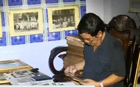 Người đàn ông 40 năm sưu tầm ảnh Bác Hồ