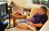 10 cách tivi có thể "làm hại" bạn