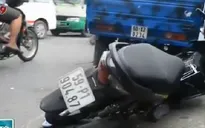 Bình Thuận : Xe máy đối đầu xe khách, 2 người thiệt mạng