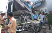 Bạc Liêu: Ô tô khách mất lái tông vào nhà dân