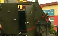 Thiết bị giúp mở cửa xe khi gặp tai nạn