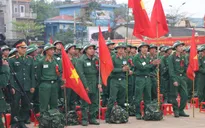 Tưng bừng lễ giao quân tại các tỉnh Bắc Trung Bộ