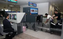 Lượng khách tăng hơn 50%, sân bay Tân Sơn Nhất quá tải nghiêm trọng