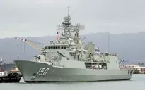 Tàu Hải quân Hoàng gia Australia thăm TP.HCM
