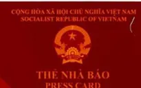 Hai phóng viên báo Công thương bị thu thẻ nhà báo