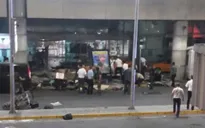 Hiện trường vụ đánh bom, xả súng liên tiếp ở sân bay Thổ Nhĩ Kỳ